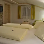 Pensjonat Alpenperle 4*