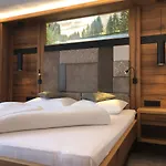 Alpenperle Pensjonat 4*
