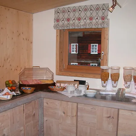 Alpenperle Πανσιόν Holzgau