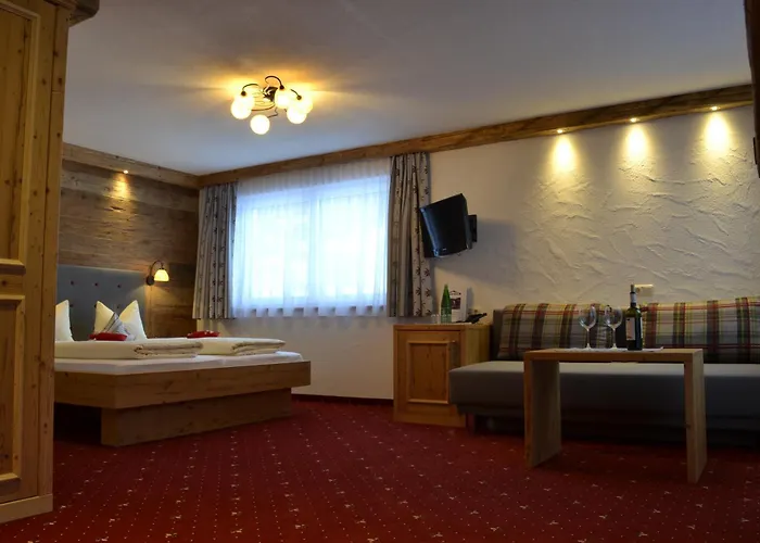 Alpenperle Konukevi 4*