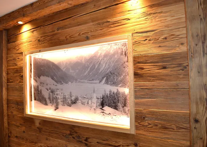 Alpenperle Konukevi Holzgau