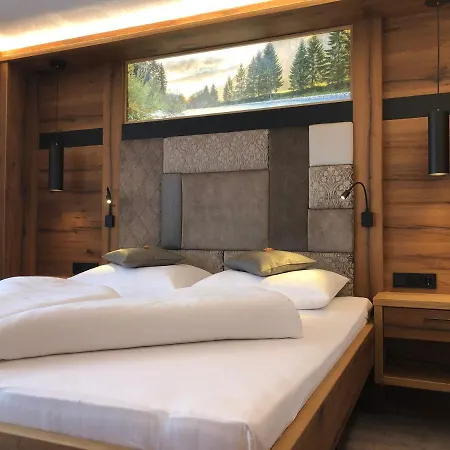 Alpenperle Pensionat 4*